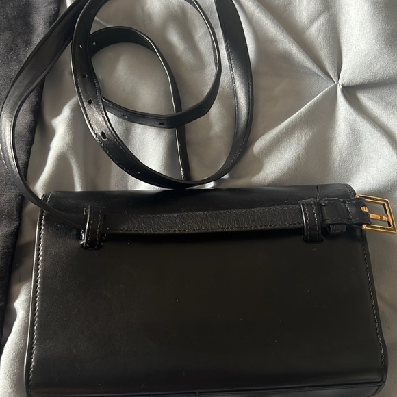 Saint Laurent Belt Bag - Picture 4 of 7